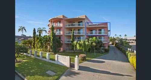 North Ward Apartment | Steps from The Strand 2BR & 2BA Riveria Retreat Pool & Castle Hill Views
