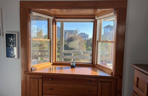 Duck House | Steps to beach/Ocean view/bright & modern in Duck/pool & tennis in Sanderling