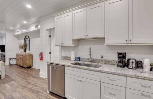 Downtown Charleston House | Steps to King|Sleeps 7|2 Units