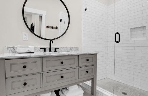 Midtown Apartment | Steps to Overton Square 100 Yr Old Historic Apt