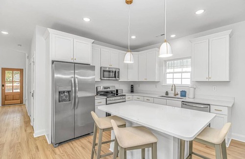 Myrtle Beach House | Steps to Sand – 3BR for Families with outdoor area
