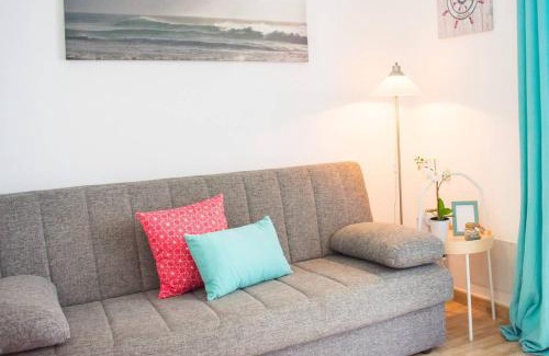 Santa Cruz de Tenerife Apartment | Steps to the beach!