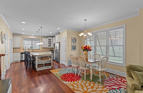 Wilmington Beach Villa | Steps to the Sand in Carolina Beach, Sleeps 10! Villa