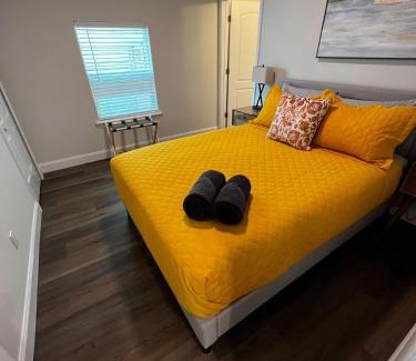 Lincolnville House | Steps to Trolley #11, EV Connector, Walk Downtown