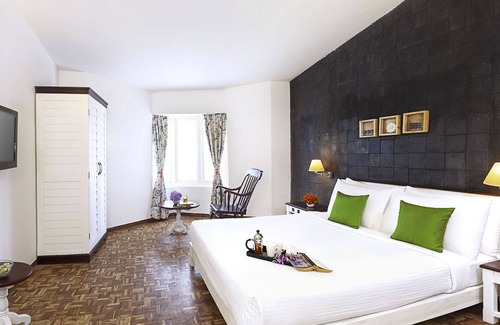 Kodaikanal Hotel | Sterling Kodai Lake