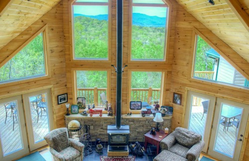 Sautee Nacoochee Cabin | Sterling Lodge - Luxury Mountain View Cabin w/Game Room, Hot Tub, and More