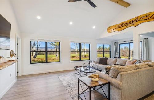 Stowe House | Sterling Ridge View