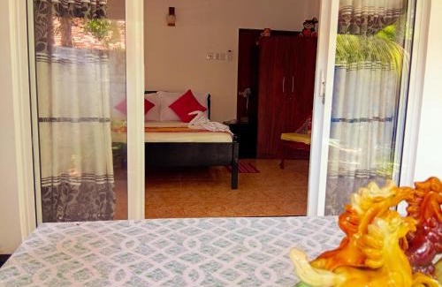 Ekala Bed & Breakfast | Steur Villa