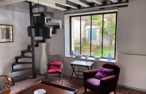 Grez-sur-Loing House | Stevenson character house in Grez