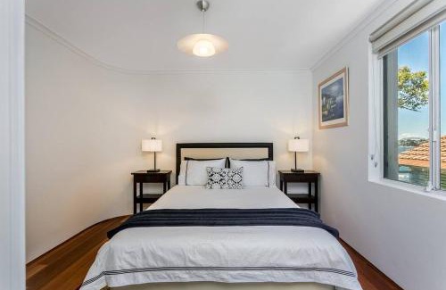 Drummoyne Apartment | STG38 - stunning waterfront apartment - Drummoyne