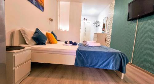 Saturn Apartment | Stile CAPRI Studio cu terasă ALFA Saturn