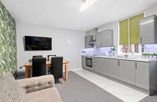 Boston House | Still House