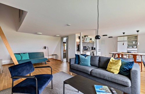 Pellworm Apartment | ‘ Stille des Nordens ’ is a spacious holiday flat approx. 68sqm 3 persons on the upper floor