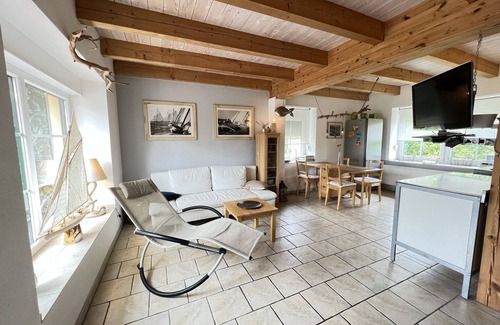 Wieck auf dem Darss Apartment | Stilvoll Eingerichtet Maisonettewohnung mit Blick auf Weite Wiesen - Acki