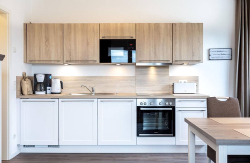 Boltenhagen Apartment | Stilvolles, Strandnahes Familienapartment für 6 Personen mit Toller Dachterrasse - Aparthotel