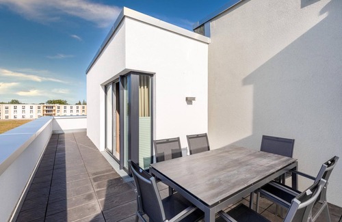 Boltenhagen Apartment | Stilvolles, Strandnahes Familienapartment für 6 Personen mit Toller Dachterrasse - Aparthotel