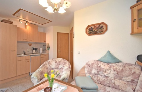 Schwarzenbrunn Apartment | Stilvolle Ferienwohnung im Vogtland mit Terrasse