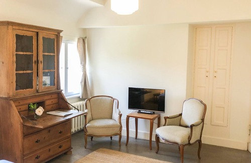 Neu Fahrland Apartment | Stilvolle Fewo "marie" im Landhaus am Jungfernsee mit Seezugang