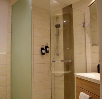 Sudstadt Apartment | Stilvolle Wohnung mit Balkon & Parkplatz