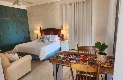 Paarl Apartment | Stirling House