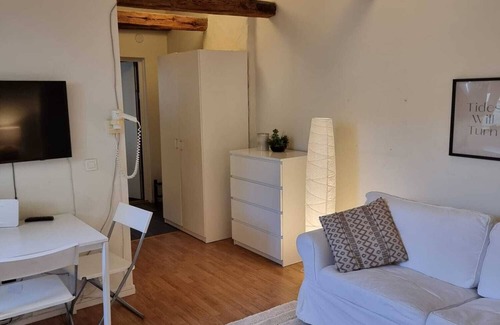 Norrmalm Apartment | Stockholm City Chic-1-bedroom Loft for 3