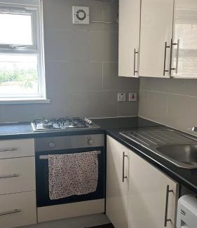 Larkhall Apartment | Stockwell apartment- ground floor