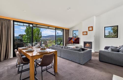 Jindabyne Apartment | Stockyards 3 - Jindabyne Luxury Townhouse