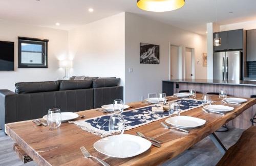 Revelstoke Apartment | Stoke House by Revelstoke Vacations