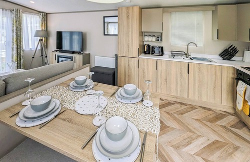 Cheshire West and Chester Cottage | Stonewood Country Lodge