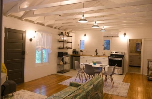 Laurel Park Cottage | Stone Cottage