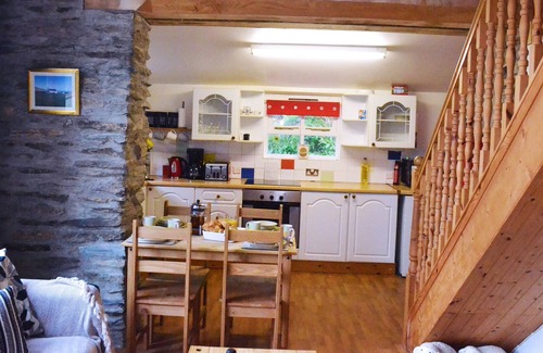 Eglwyswrw Cottage | Stone Cottage with 2 acres in National Park near Beaches sleeps 4