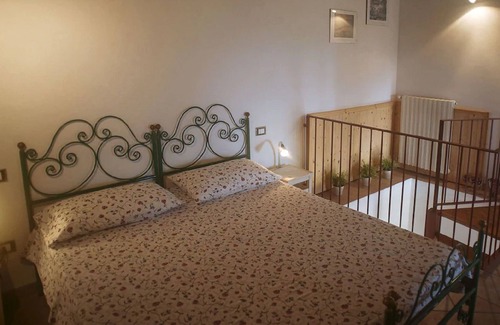 Gargnano Cottage | Stone cottage with amazing Lake Garda view away from it all