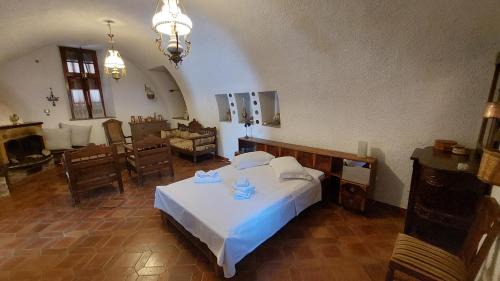 Leonidio House | Stone House Foteini & Konstantinos quiet area, relaxation, beautiful garden