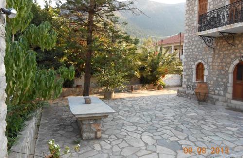 Leonidio House | Stone House Foteini & Konstantinos quiet area, relaxation, beautiful garden