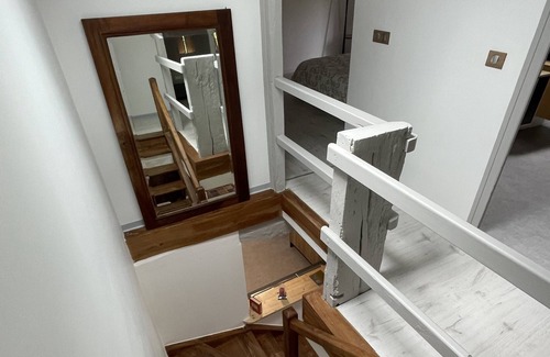 Allez-et-Cazeneuve House | Stone house in the countryside, pets welcome