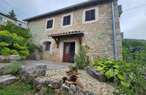 Opatija House | Stone House in Dobrec with Sea Views