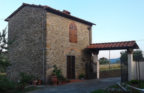 Saturnana House | Stone house in the Tuscan countryside