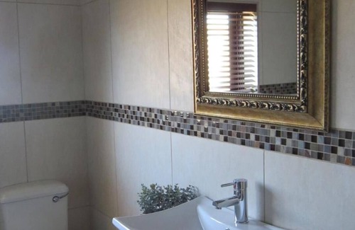 Jeffreys Bay House | Stone Olive Guest House