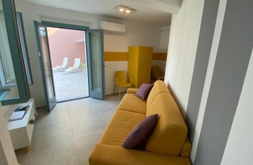 Carciano Apartment | Stone on the lake