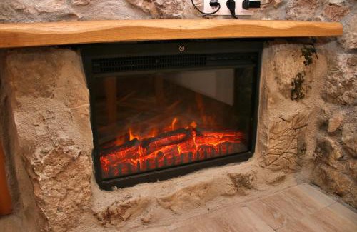 Republika Srpska Apartment | Stone room-Kamena soba