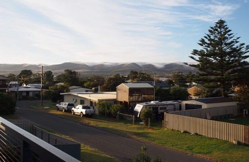 Silver Sands House | Stone's Throw 4-2 at Silver Sands