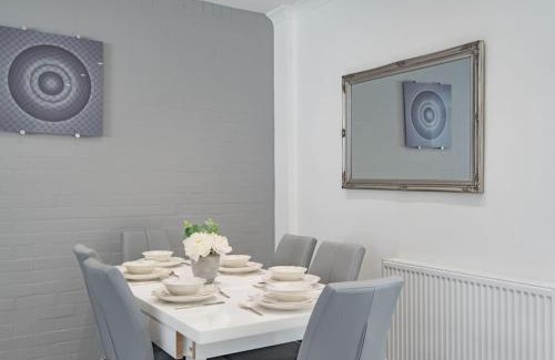 Deal House | Stone's Throw