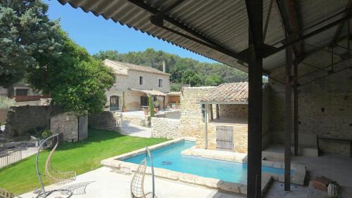 Tresques House | Stone Villa With Pool Between Uzès And Avignon
