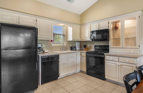 Branson West Apartment | Stonebridge Village Resort