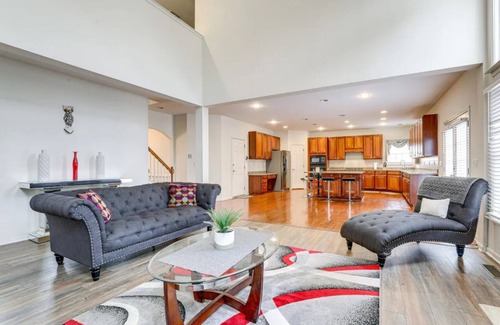 Lithonia House | Stonecrest Home w/Smart TVs Near Atlanta! 5 bedrooms and 4 bathrooms
