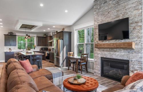 Egg Harbor House | Stonehedge View by Simple Life Rentals