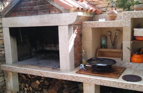 Porec House | Stonehouse Zena with outdoor Kitchen and Garden