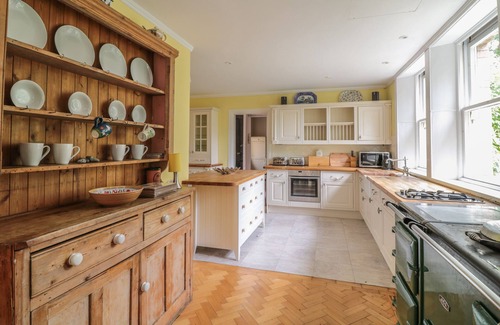 Westward Ho Cottage | STONELEIGH, pet friendly, with a garden in Bideford