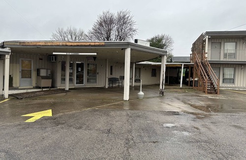Dale Hotel | Stones Motel