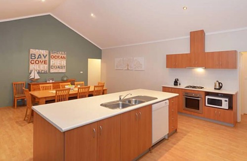 Quindalup House | Stoneshore holiday house